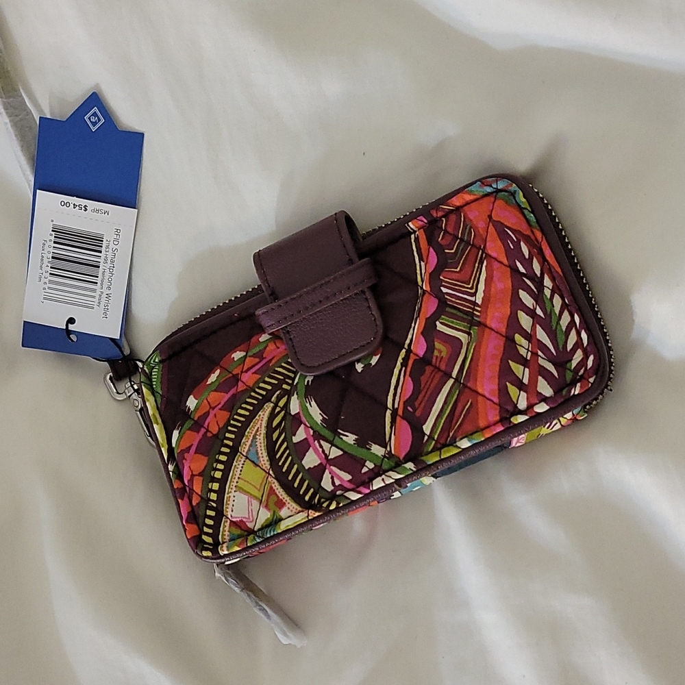 Vera Bradley smartphone wallet